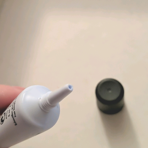 NWT Make Up For Ever Hydrating Primer Mini - Picture 2 of 4